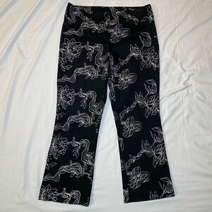 Vintage 90s Cache Black Floral Capris Cropped Pants, Fairycore Size 6 28" Waist